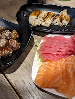 Boeuf Teriyaki Poulet Teriyaki Et Sashimi de Saumon Et Se Thon